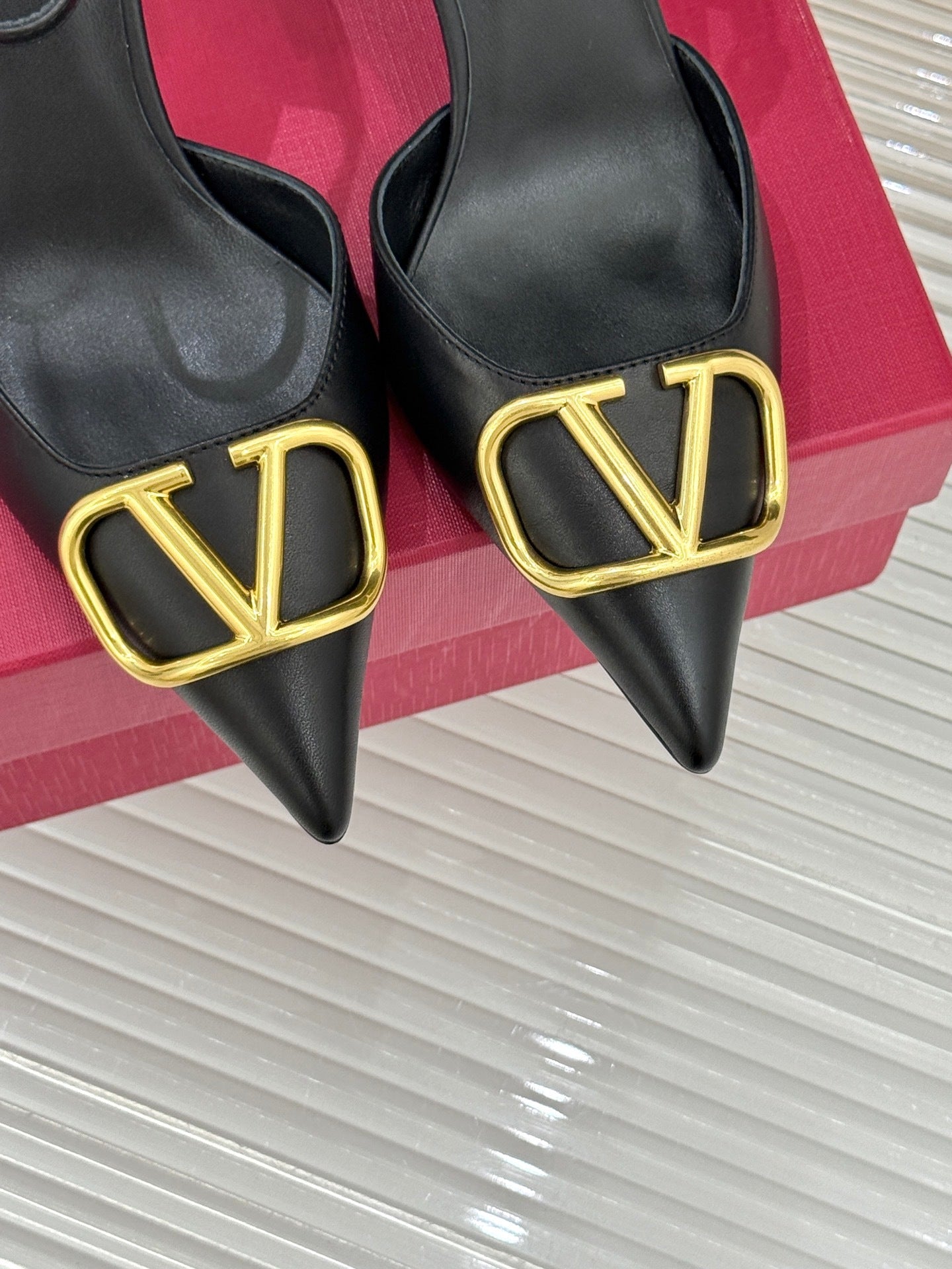 Logo Buckle Pointed-Toe Pump — Ankle Strap