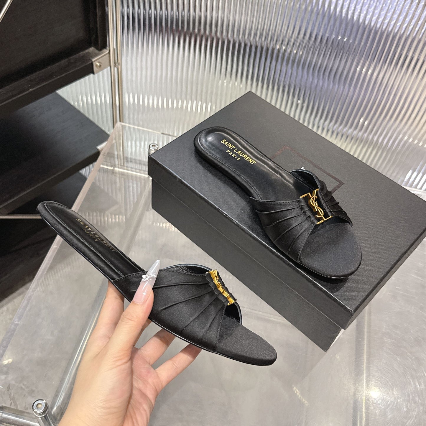 Logo Gold Hardware Flat Slide Mule — Pleated Strap
