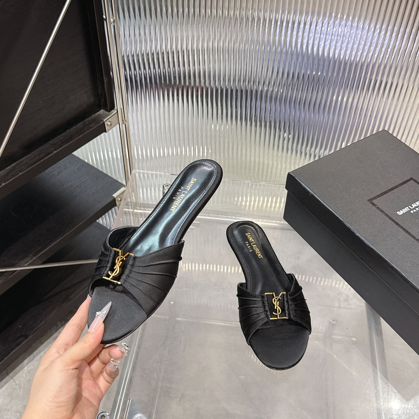 Logo Gold Hardware Flat Slide Mule — Pleated Strap